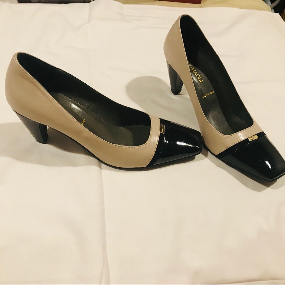 Bruno Magli Beige and Black Leather Mid-Heel Pumps